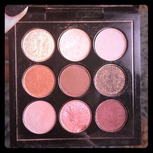 MAC  Burgundy Times Nine mini palette